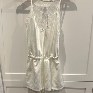 Flora Nikrooz Cream Lace Chemise romper